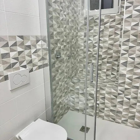 Black Angel Oak Апартаменты Бари