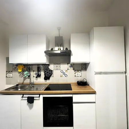 Апартаменты Black Angel Oak